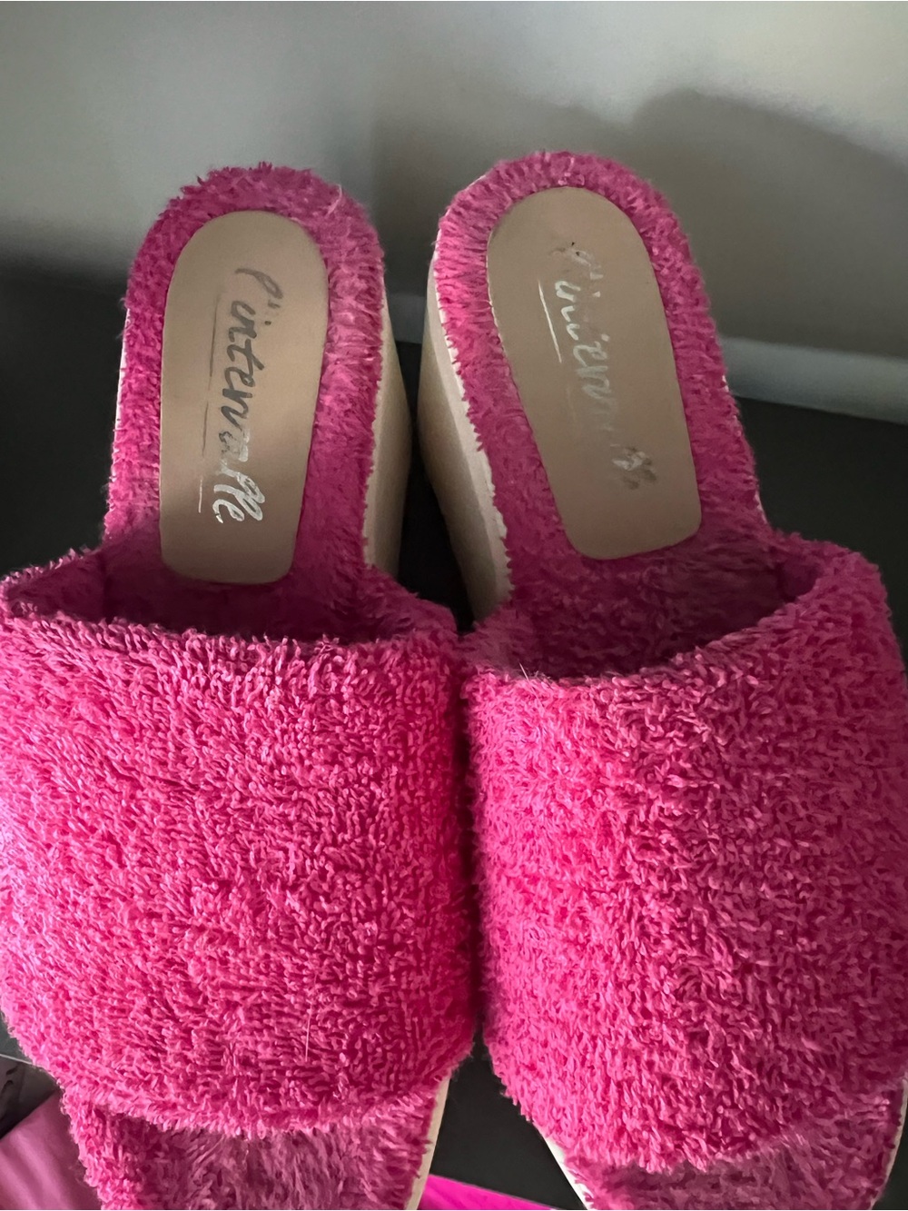 L'INTERVALLE Hot Pink Terry Cloth Platform Slides - Picture 3 of 10